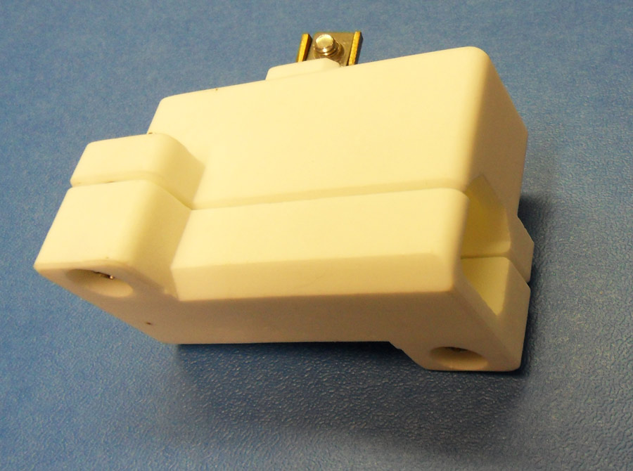 Steatit-Socket-7646-7646-01-171012